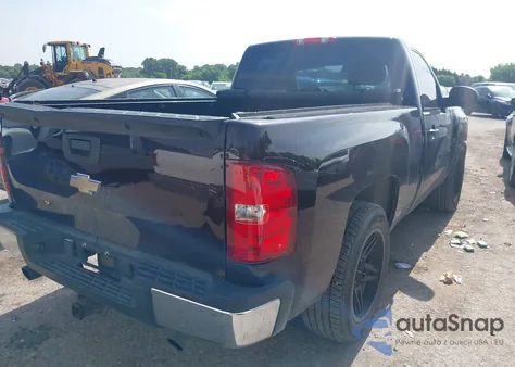 2008 Chevrolet Silverado 1500 Work Truck z USA, uszkodzony, nr VIN 1GCEC14C58Z195446